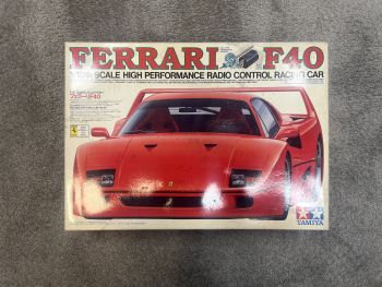TAMIYA (58098) FERRARI F40 NIB VINTAGE RC KIT